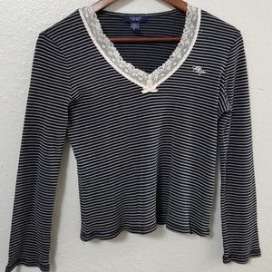 Beautiful Chaps Woman Sm Long Sleeve V Neck